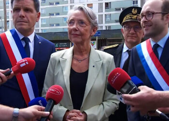 Élisabeth Borne à Lisieux : entre constatation des dégâts et leçons tirées