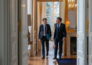 Emmanuel Macron et Gabriel Attal à l'Elysée.