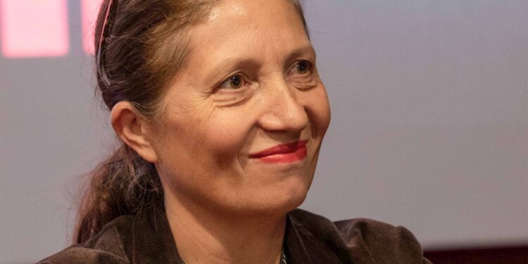 Valérie Manns : “13 novembre, nos vies en éclats”